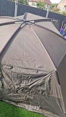Nash T2 2 Man Bivvy Carp Fishing Gear Tent Tackle Setup Damaged